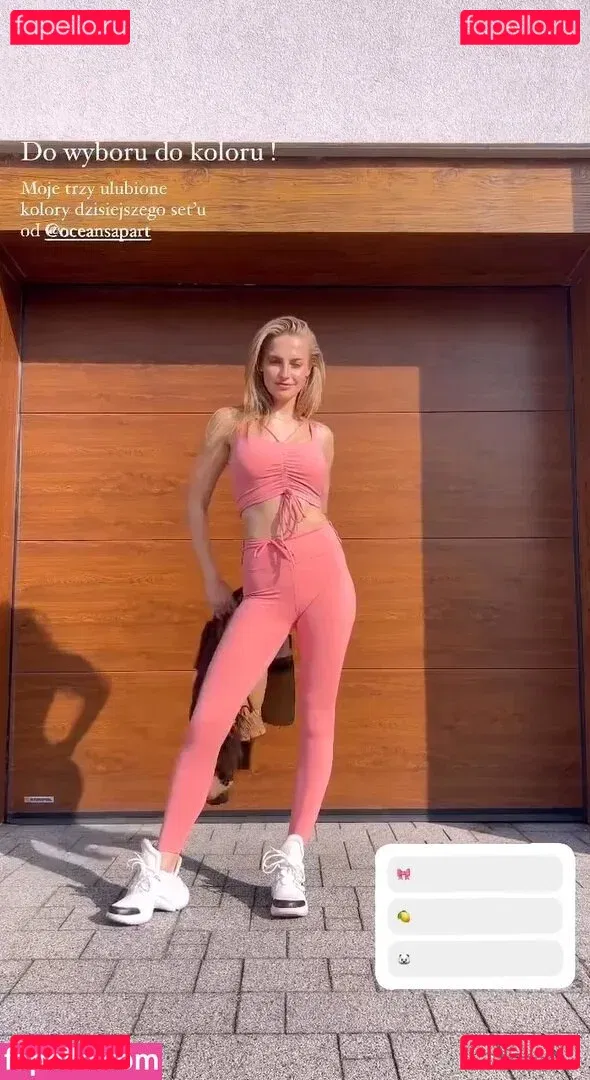 Karolina Pisarek Onlyfans Photo Gallery 