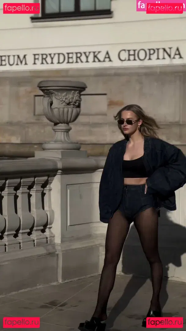 Karolina Pisarek Onlyfans Photo Gallery 