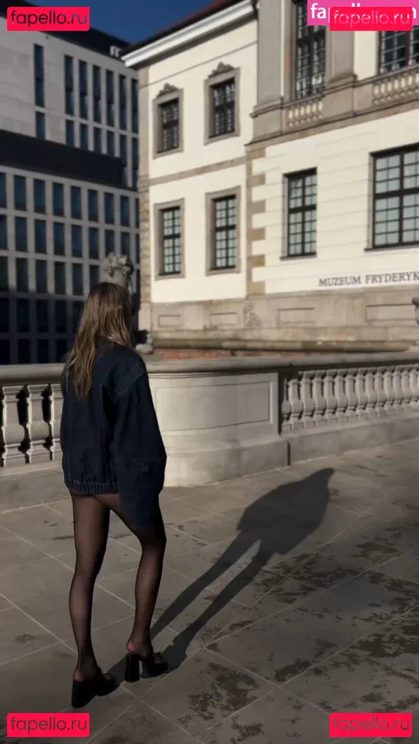 Karolina Pisarek Onlyfans Photo Gallery 