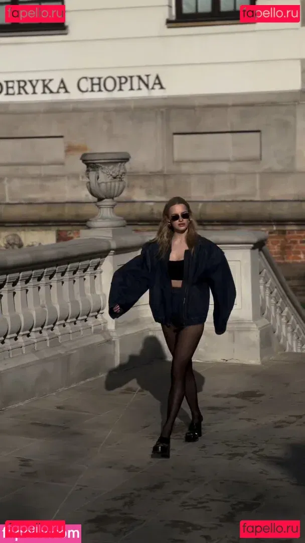 Karolina Pisarek Onlyfans Photo Gallery 