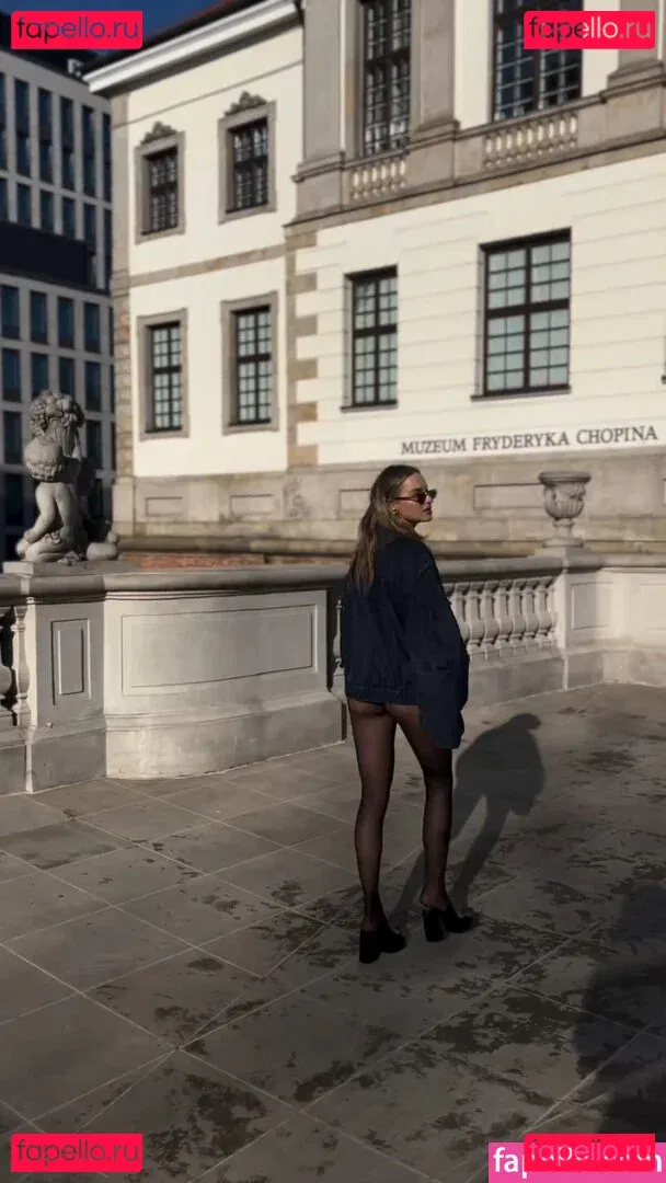 Karolina Pisarek Onlyfans Photo Gallery 