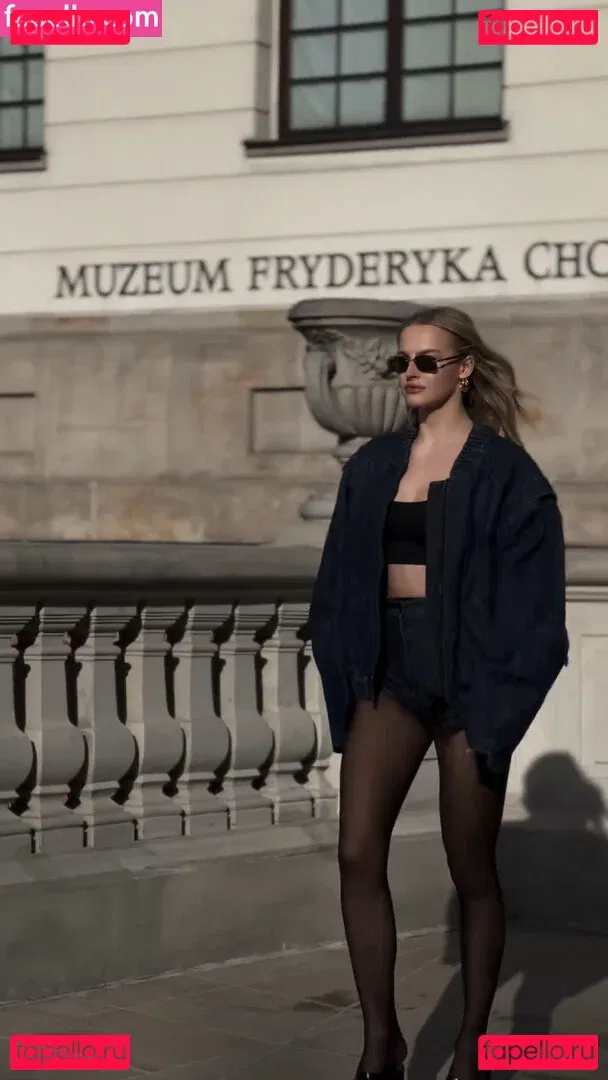 Karolina Pisarek Onlyfans Photo Gallery 