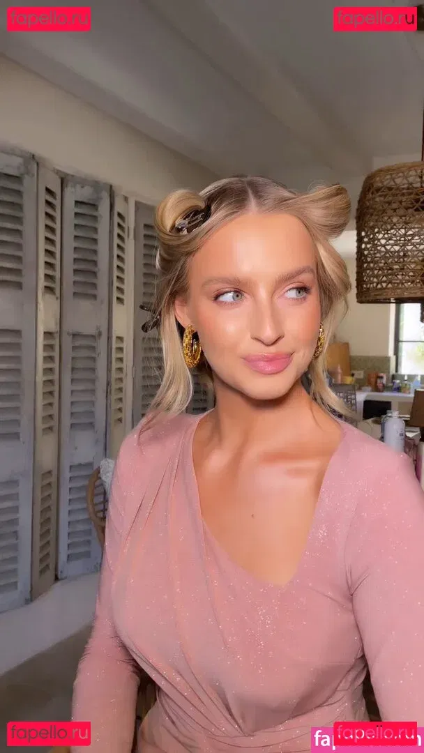 Karolina Pisarek Onlyfans Photo Gallery 