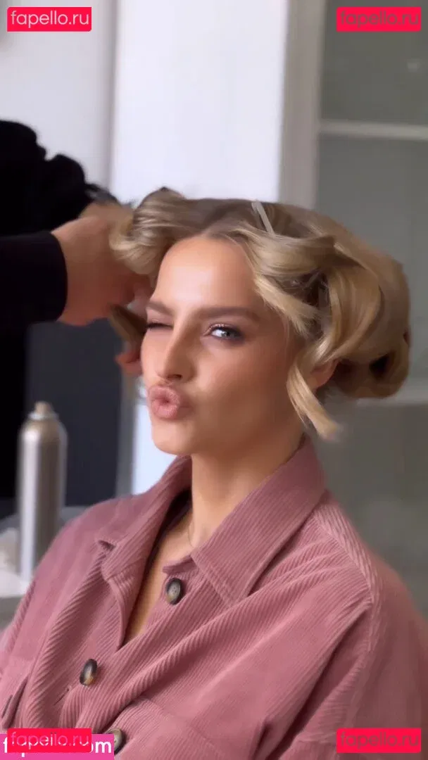 Karolina Pisarek Onlyfans Photo Gallery 