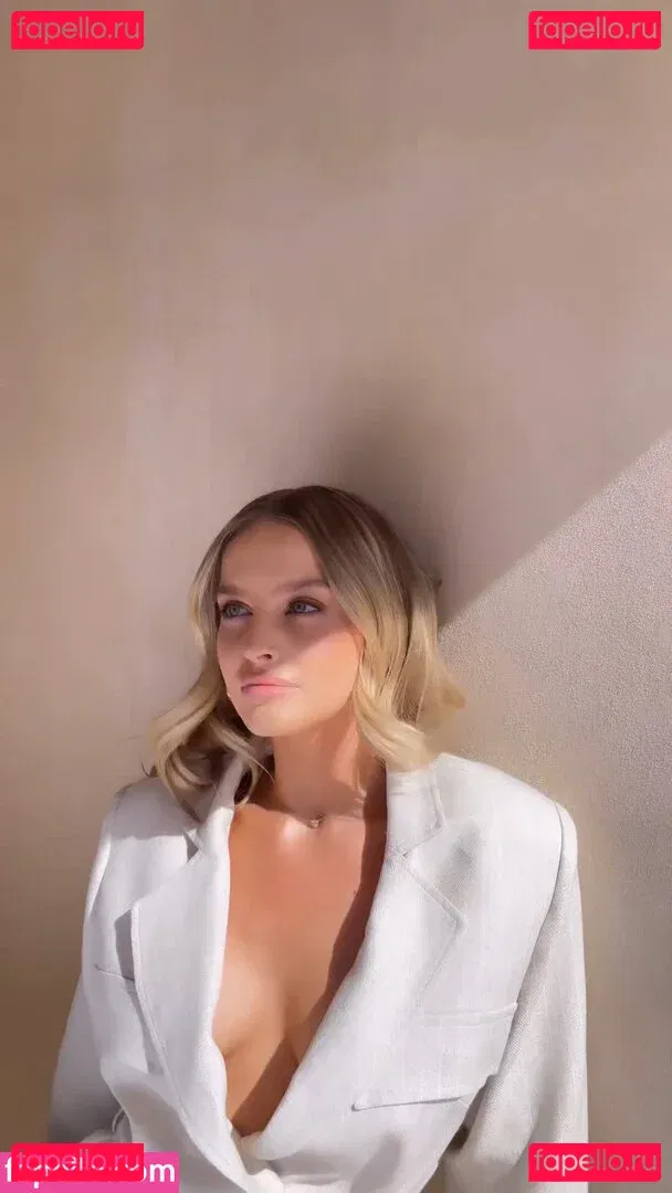 Karolina Pisarek Onlyfans Photo Gallery 