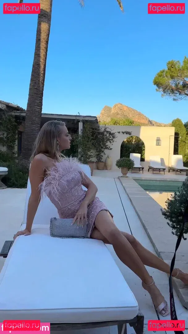 Karolina Pisarek Onlyfans Photo Gallery 