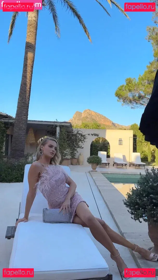 Karolina Pisarek Onlyfans Photo Gallery 