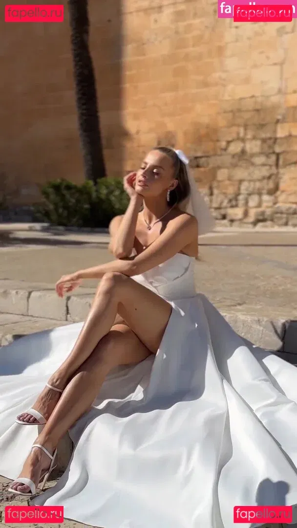 Karolina Pisarek Onlyfans Photo Gallery 