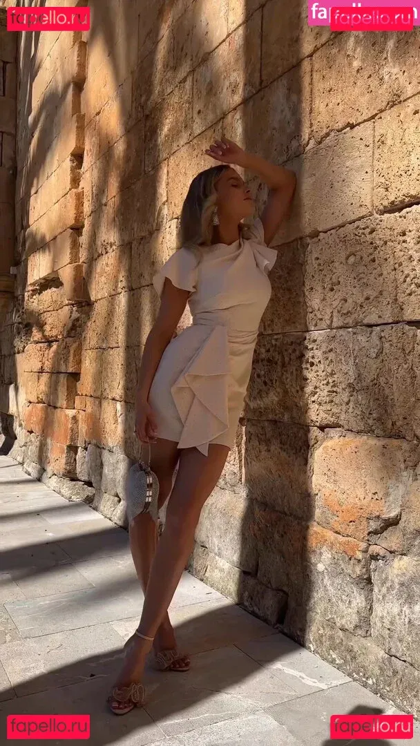 Karolina Pisarek Onlyfans Photo Gallery 