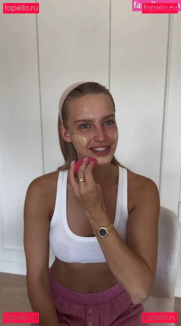 Karolina Pisarek Onlyfans Photo Gallery 