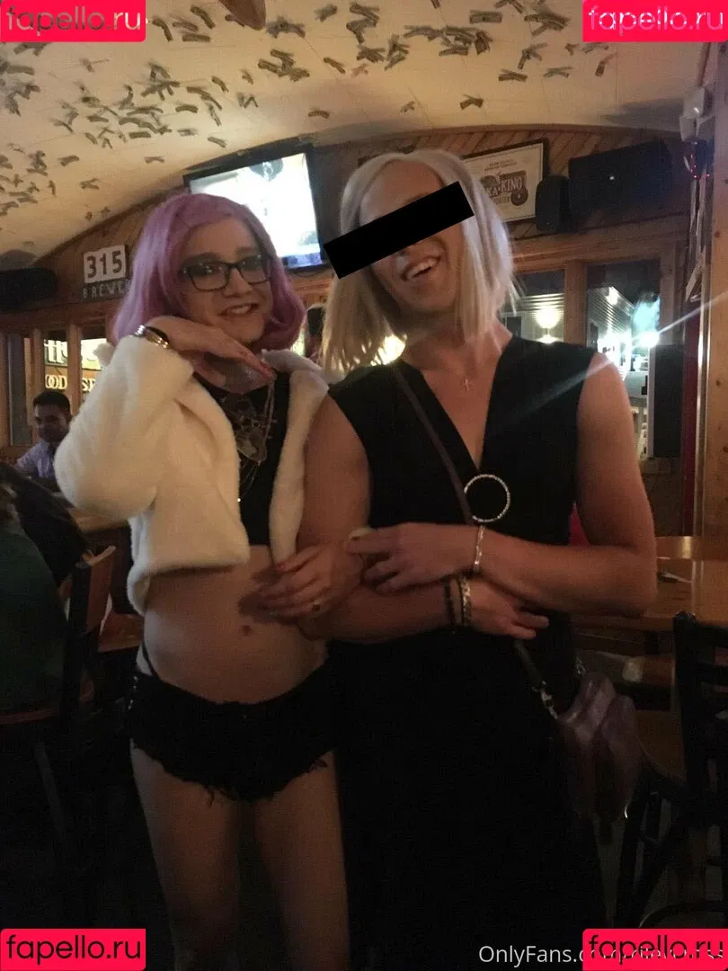 rileycross Onlyfans Photo Gallery 