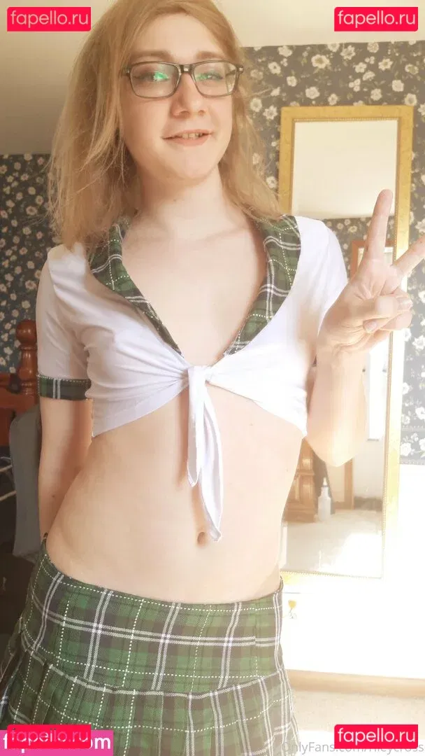 rileycross Onlyfans Photo Gallery 