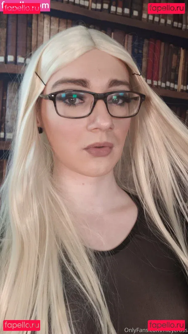 rileycross Onlyfans Photo Gallery 