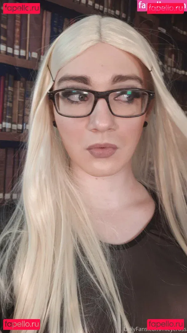 rileycross Onlyfans Photo Gallery 