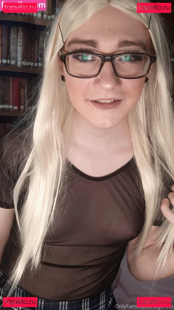 rileycross Onlyfans Photo Gallery 