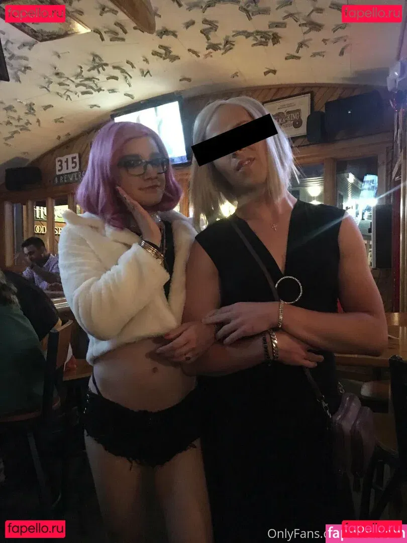 rileycross Onlyfans Photo Gallery 