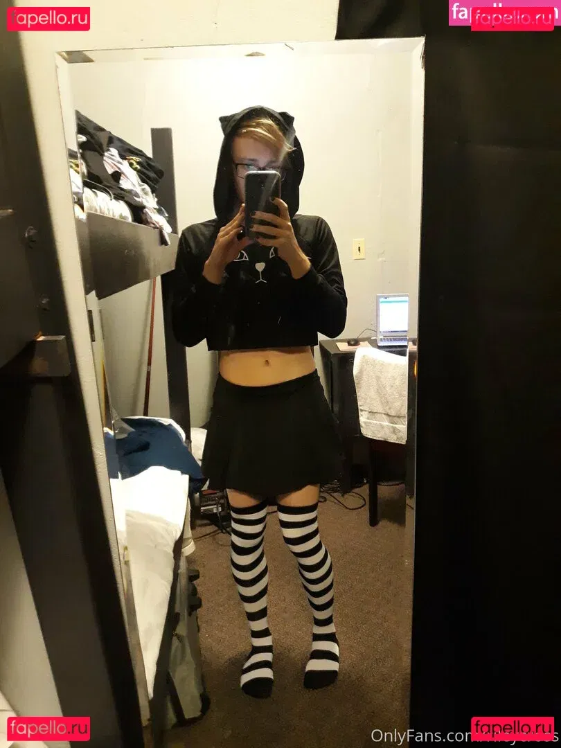 rileycross Onlyfans Photo Gallery 