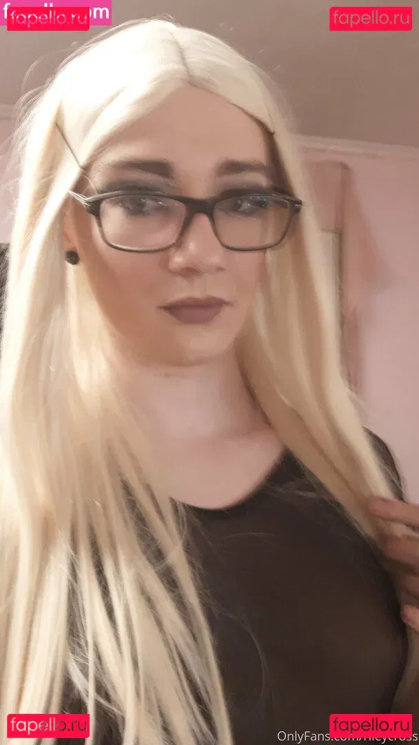 rileycross Onlyfans Photo Gallery 