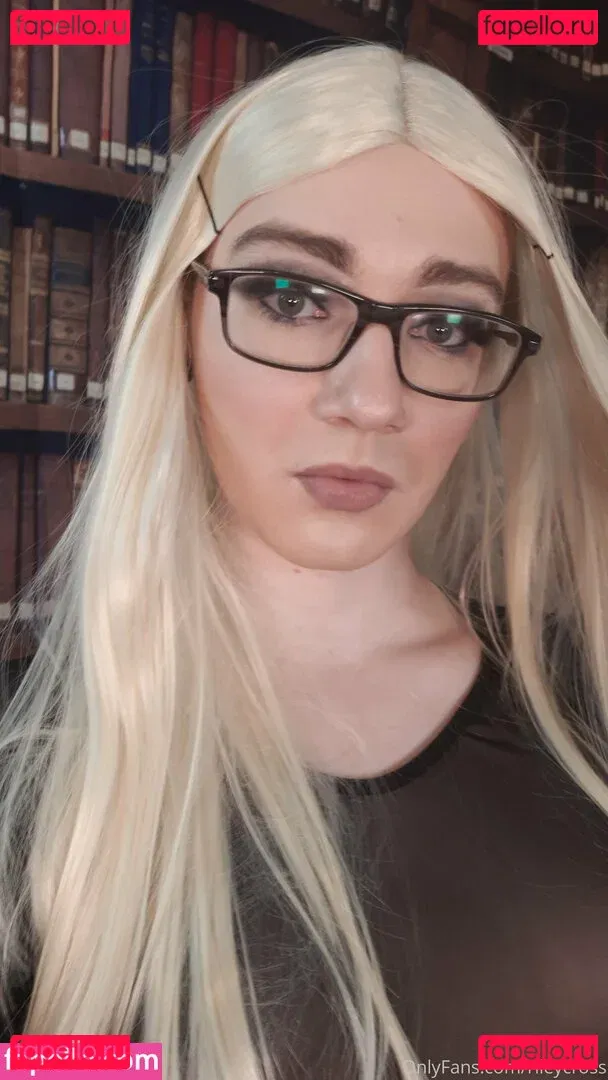 rileycross Onlyfans Photo Gallery 