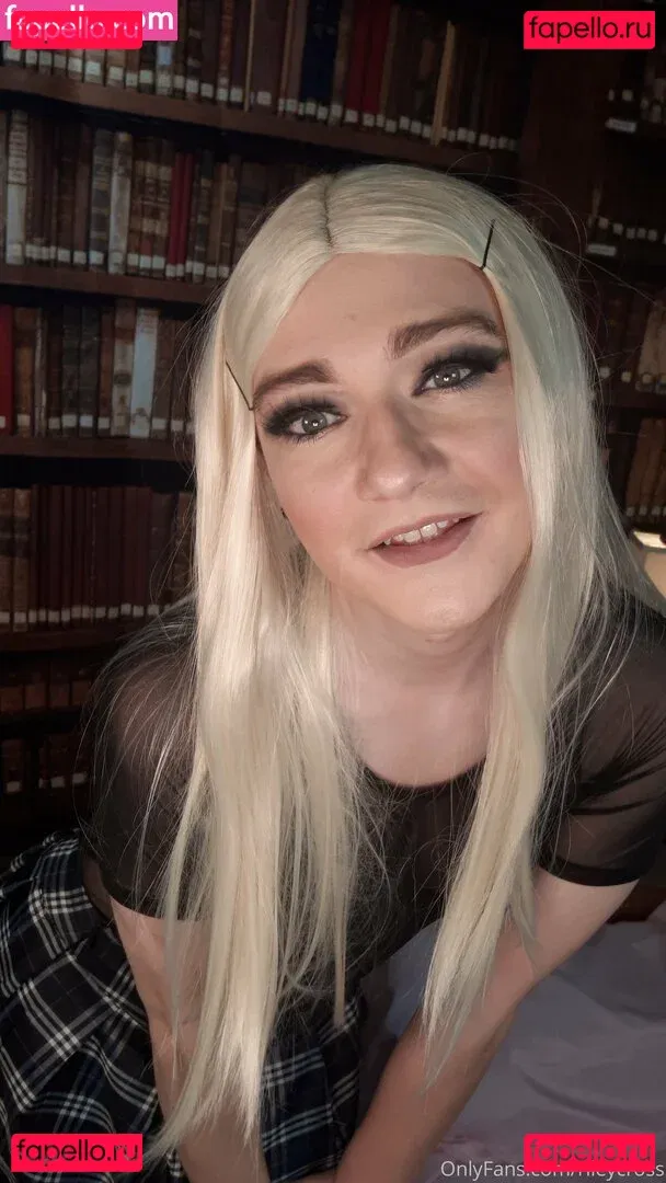 rileycross Onlyfans Photo Gallery 