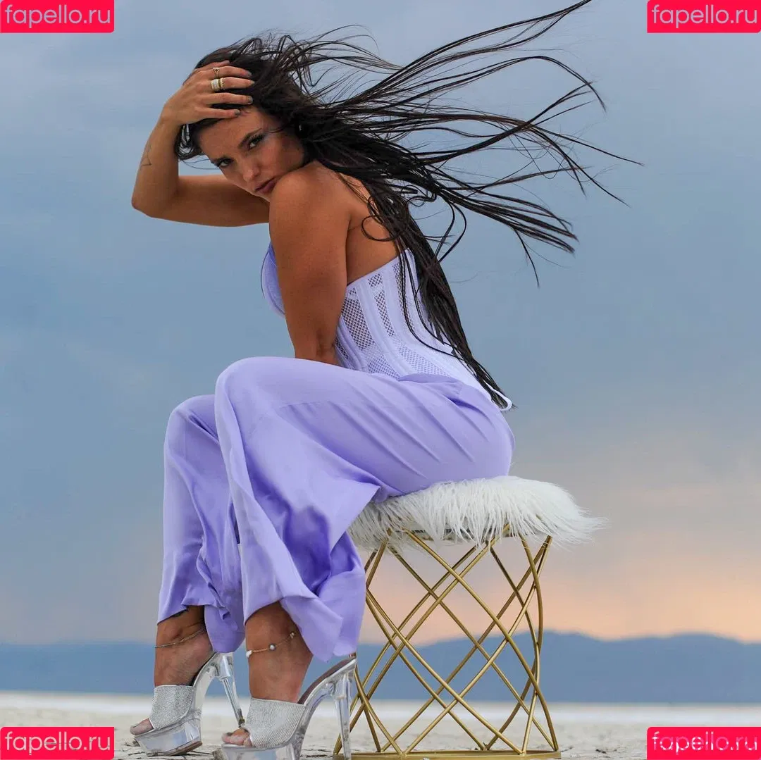 Jade Chynoweth Onlyfans Photo Gallery 