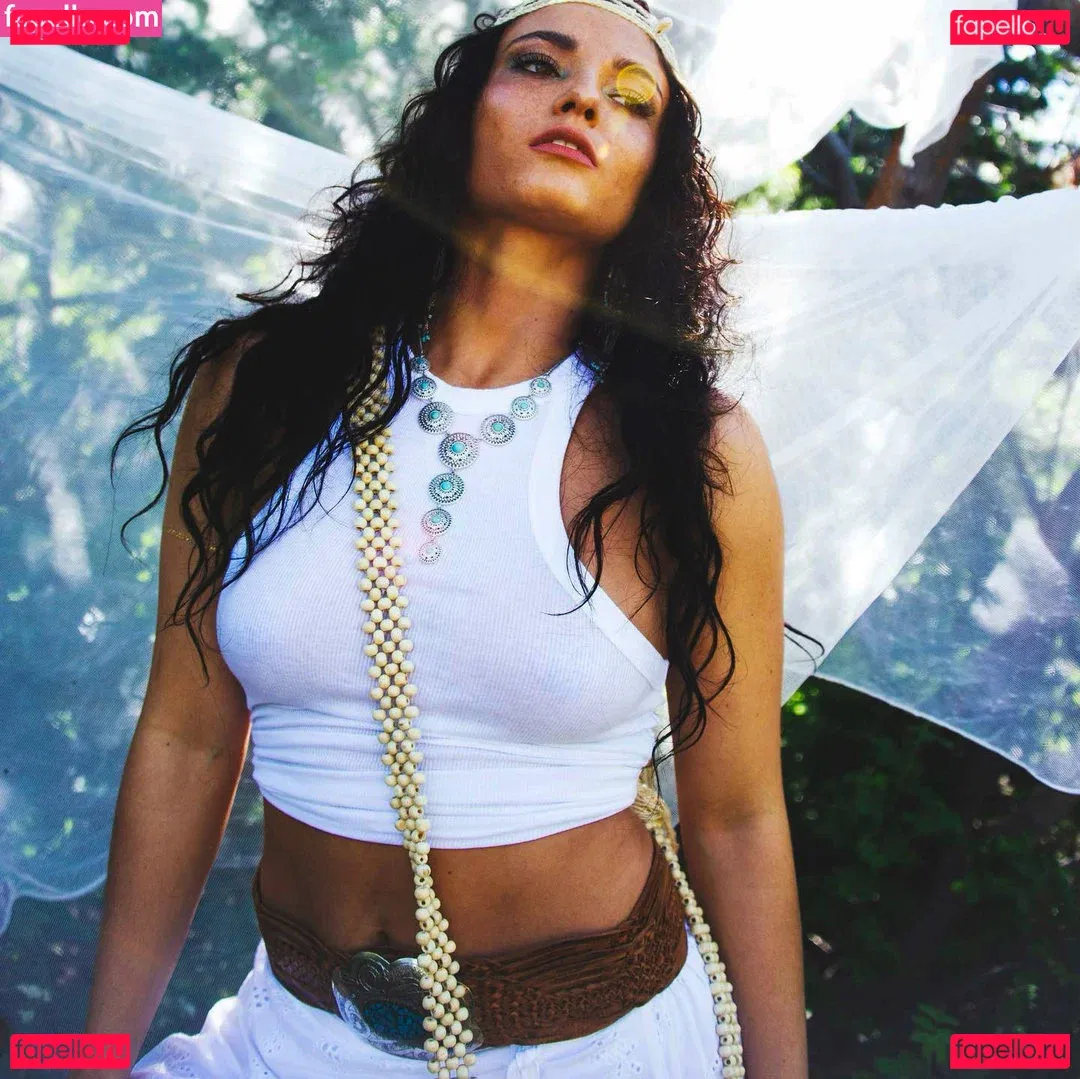 Jade Chynoweth Onlyfans Photo Gallery 