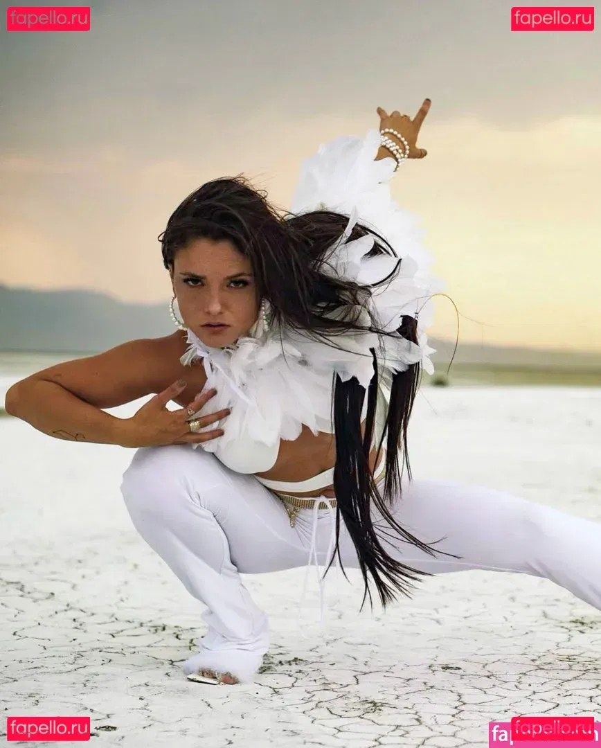 Jade Chynoweth Onlyfans Photo Gallery 