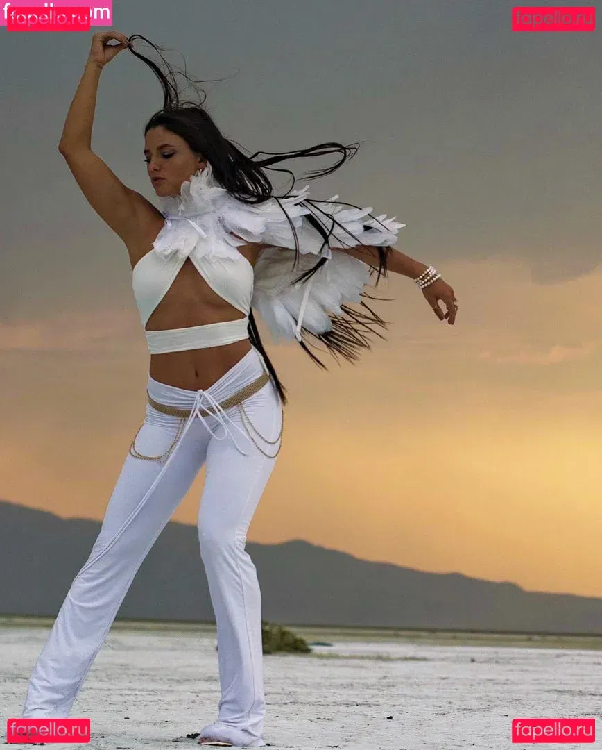 Jade Chynoweth Onlyfans Photo Gallery 