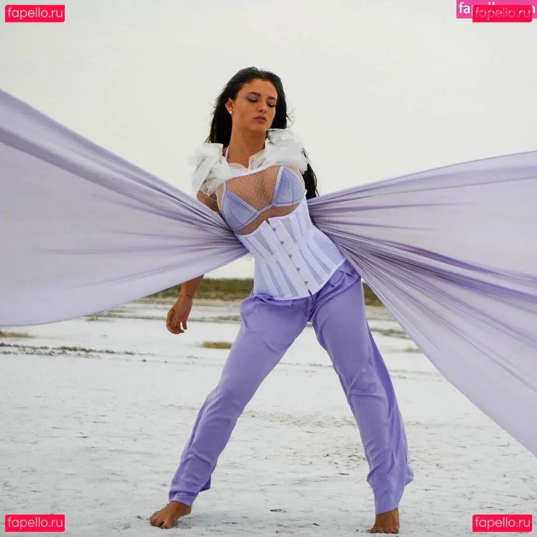 Jade Chynoweth Onlyfans Photo Gallery 