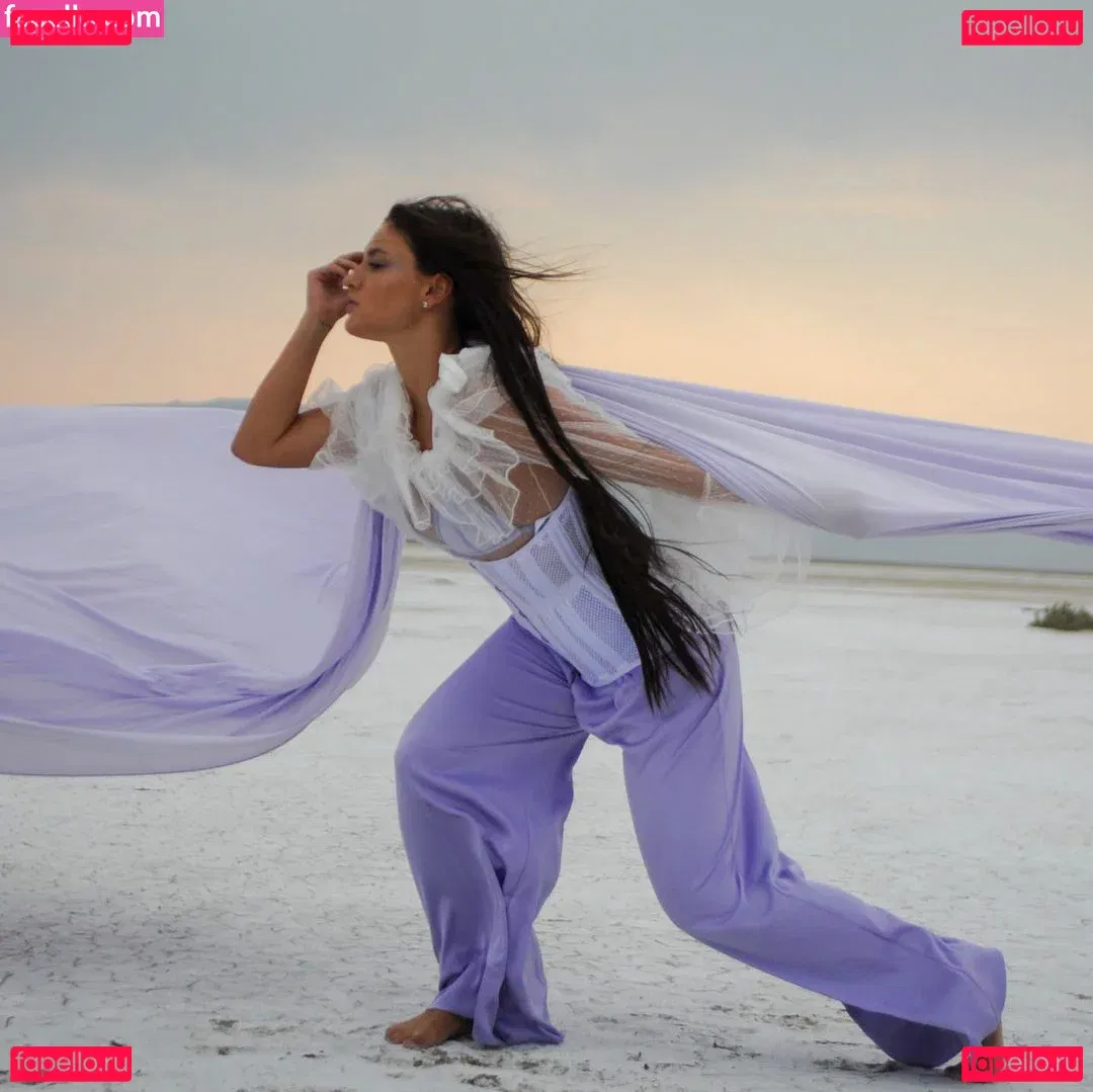 Jade Chynoweth Onlyfans Photo Gallery 