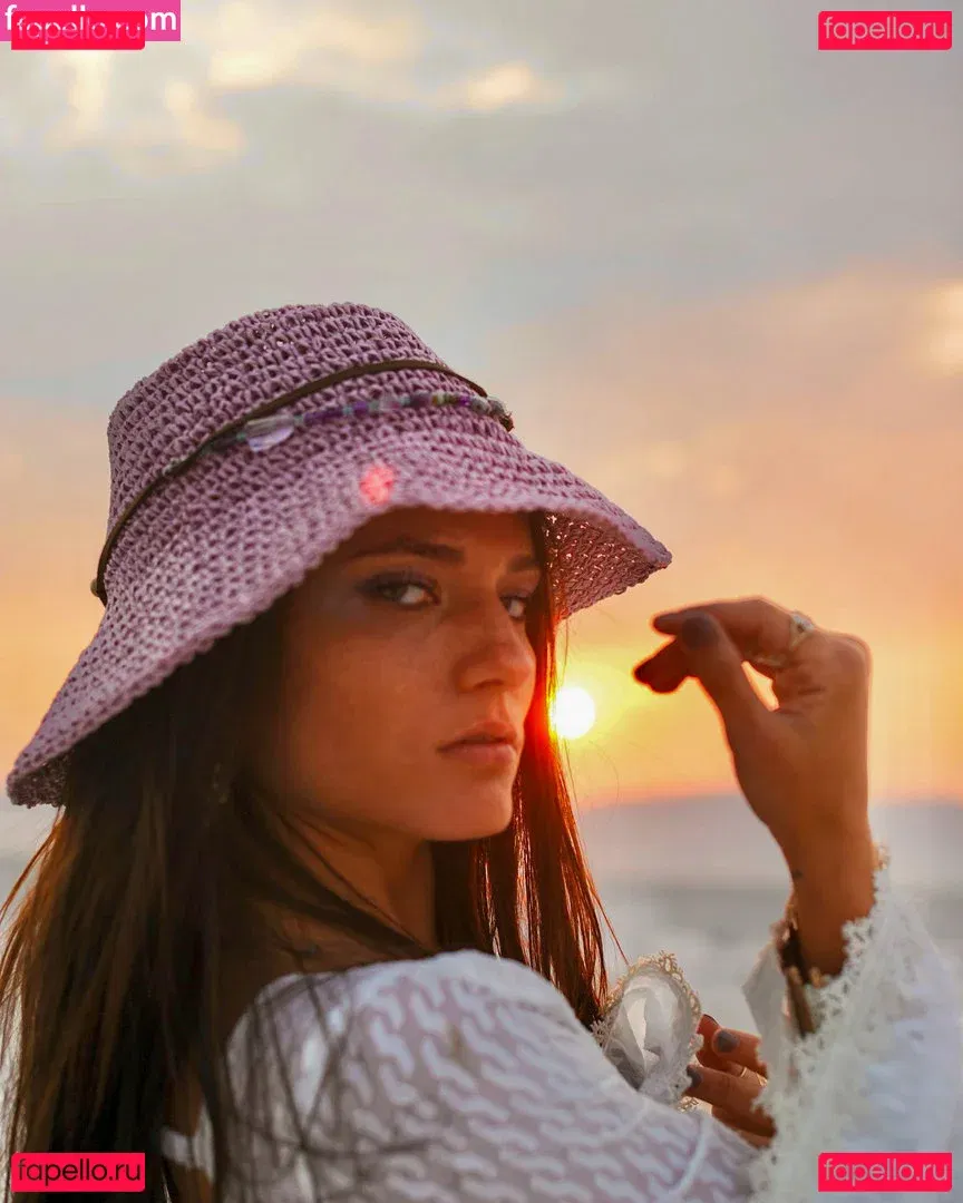 Jade Chynoweth Onlyfans Photo Gallery 