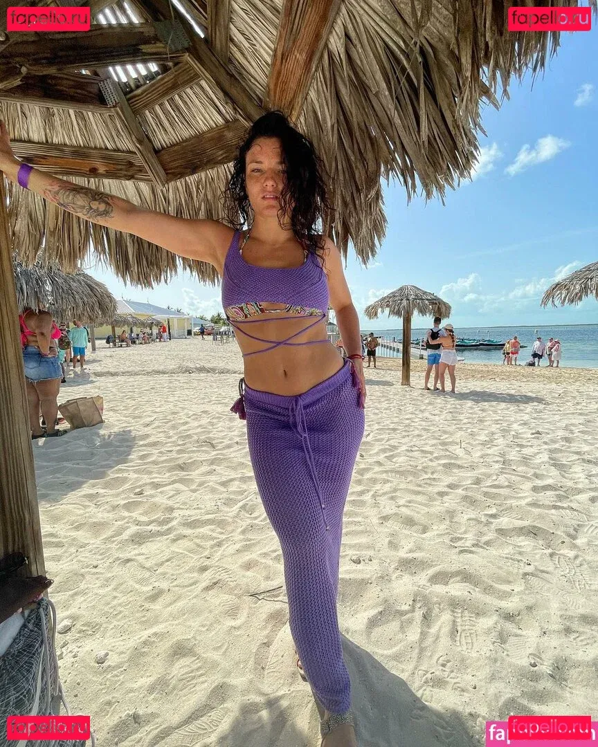 Jade Chynoweth Onlyfans Photo Gallery 