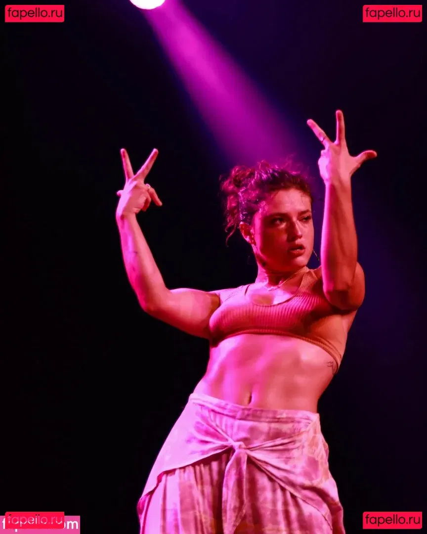 Jade Chynoweth Onlyfans Photo Gallery 