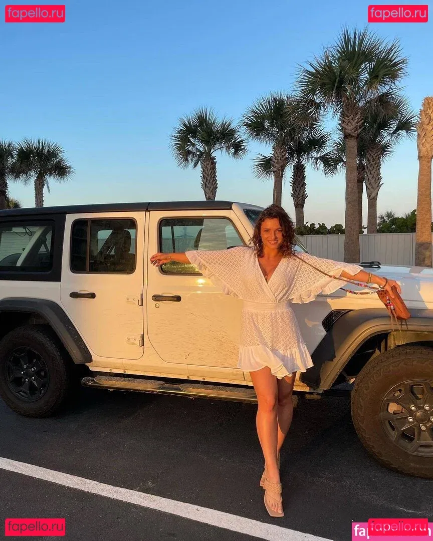 Jade Chynoweth Onlyfans Photo Gallery 