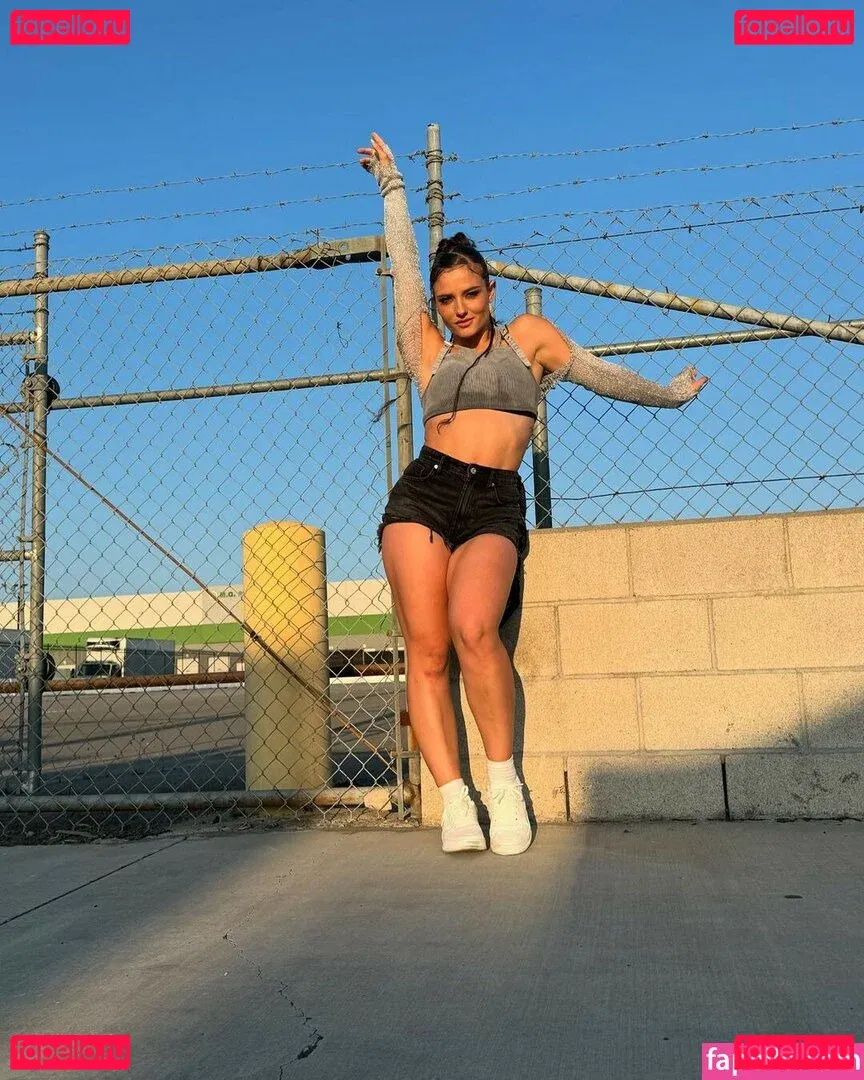 Jade Chynoweth Onlyfans Photo Gallery 