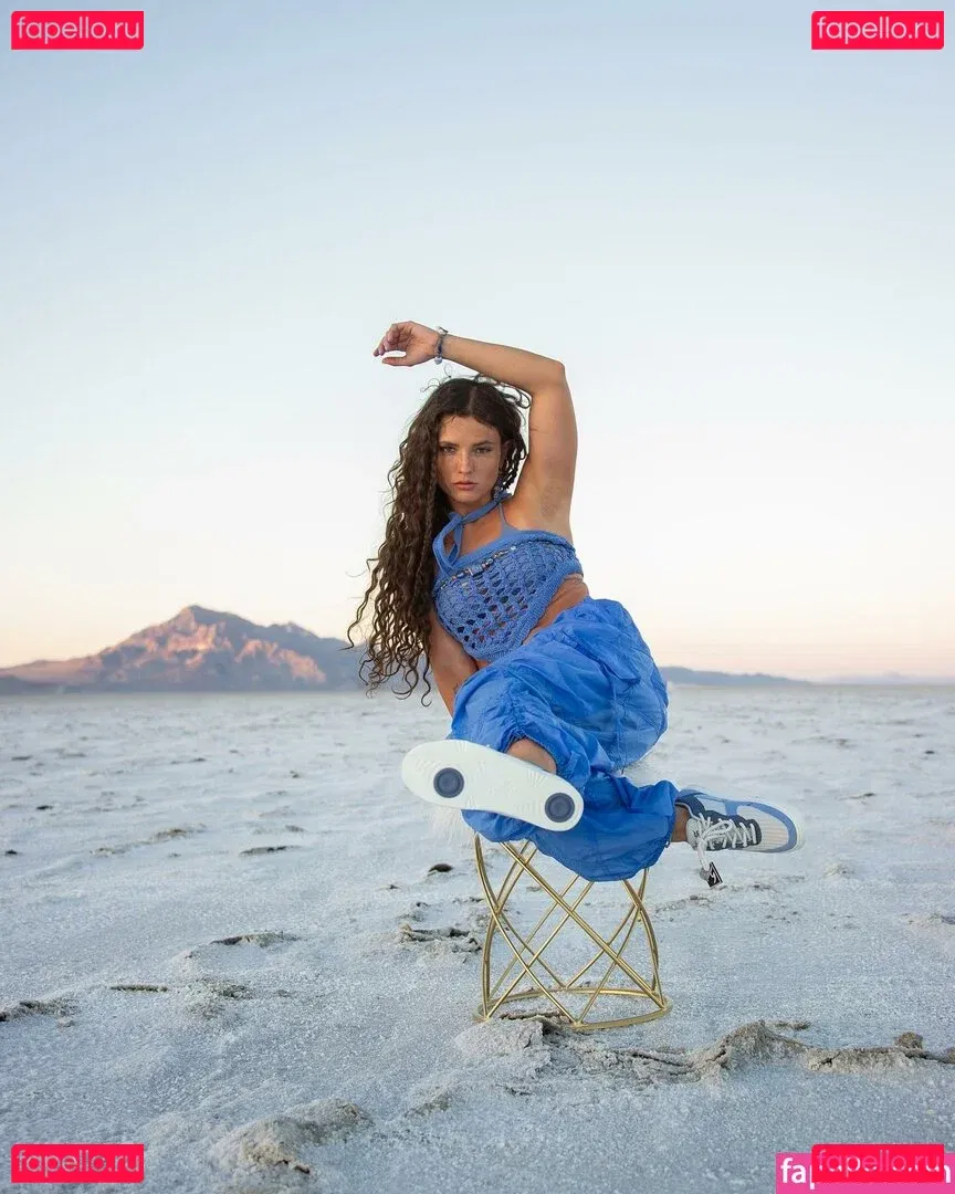 Jade Chynoweth Onlyfans Photo Gallery 