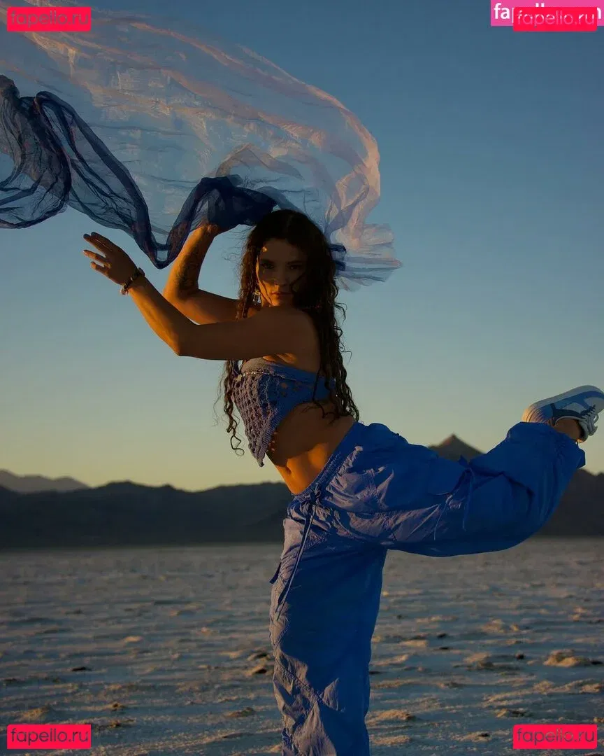 Jade Chynoweth Onlyfans Photo Gallery 