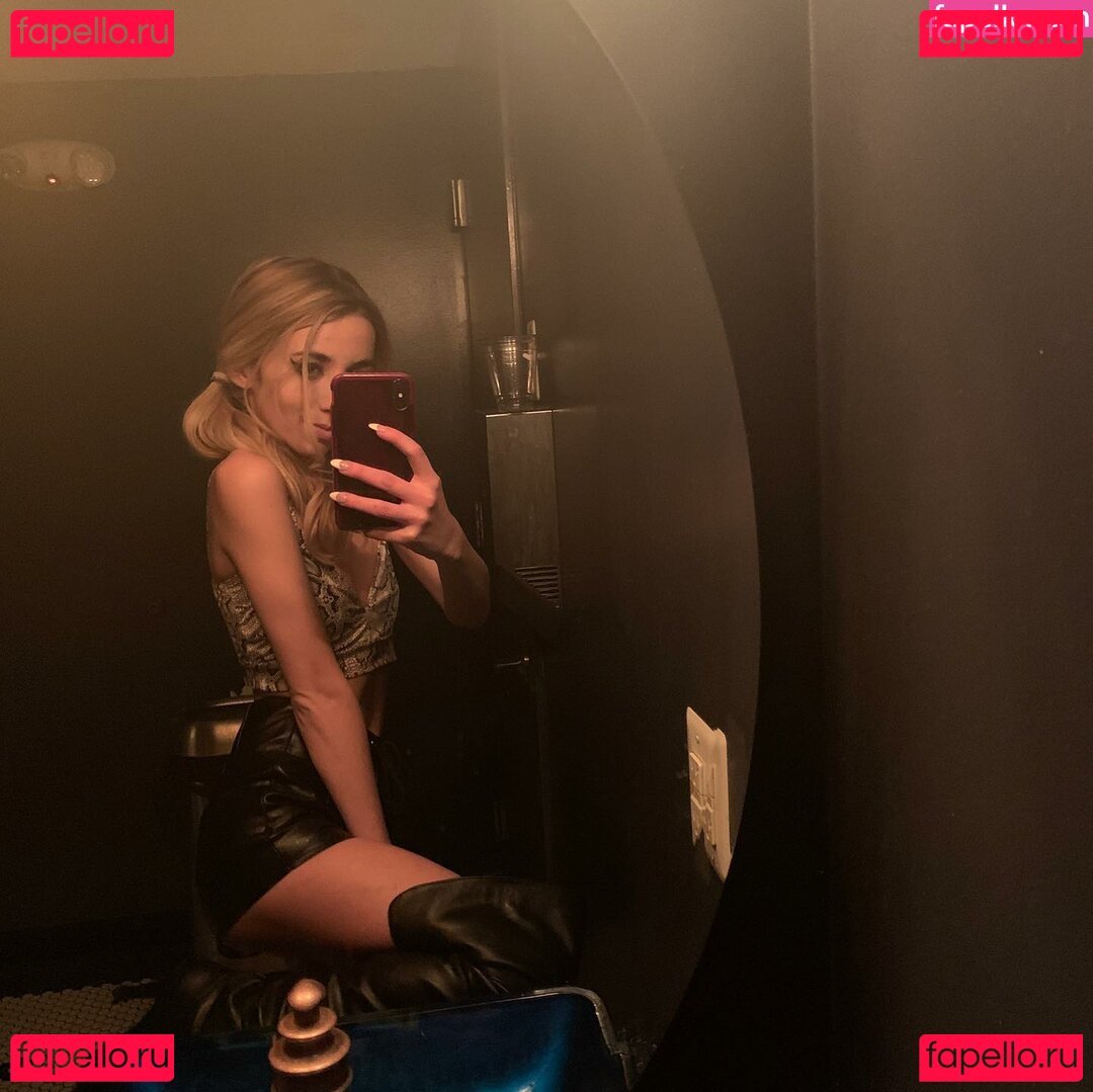 Kat Abughazaleh Nude Onlyfans Photo 9