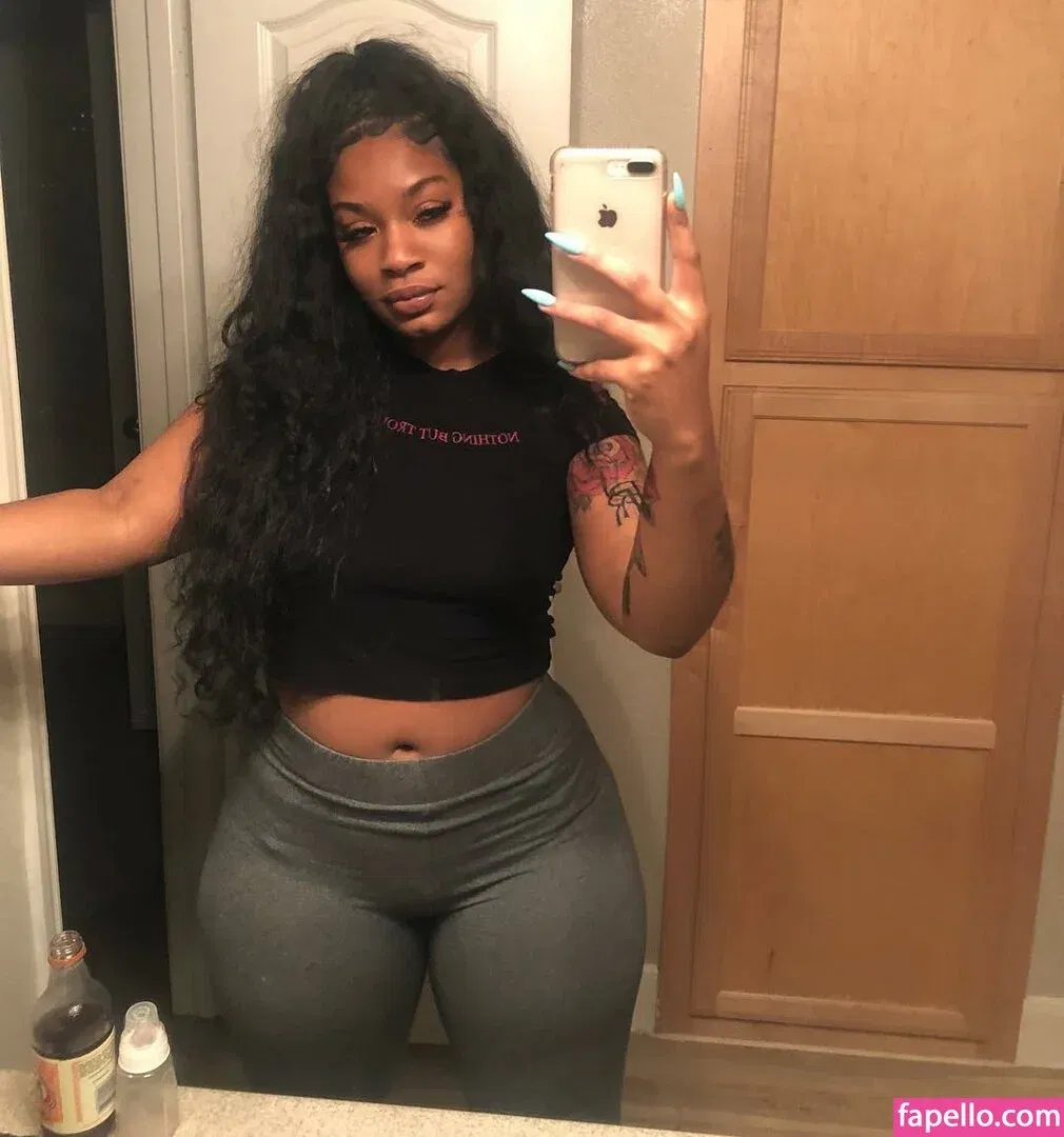 Therealbeauty.rogers Onlyfans Photo Gallery 