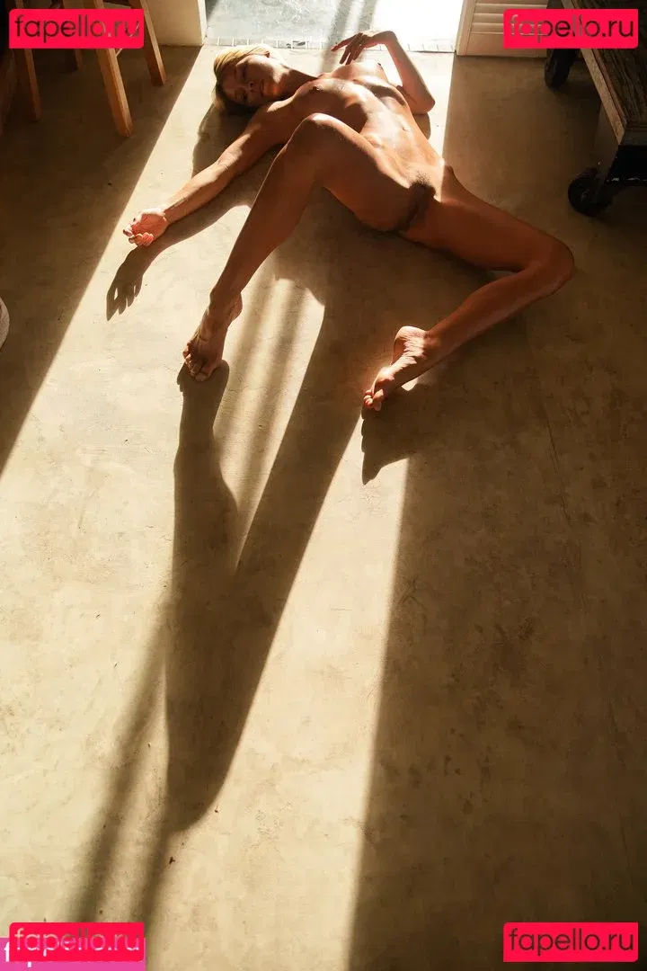 Marisa Papen Onlyfans Photo Gallery 