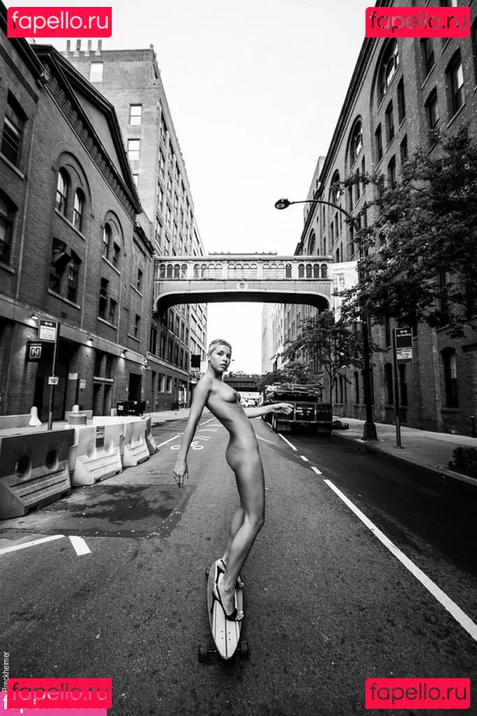 Marisa Papen Onlyfans Photo Gallery 