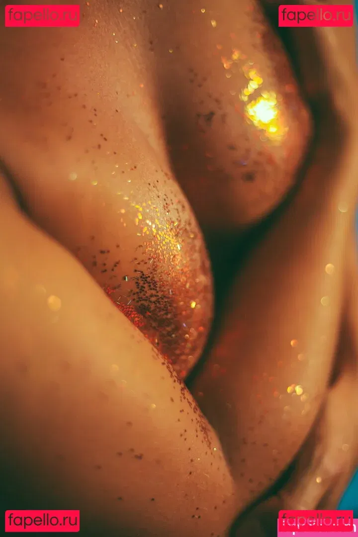 Marisa Papen Onlyfans Photo Gallery 