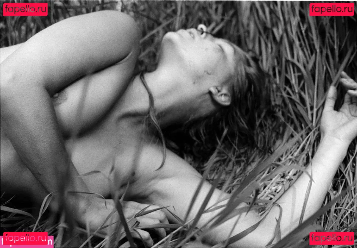 Marisa Papen Onlyfans Photo Gallery 