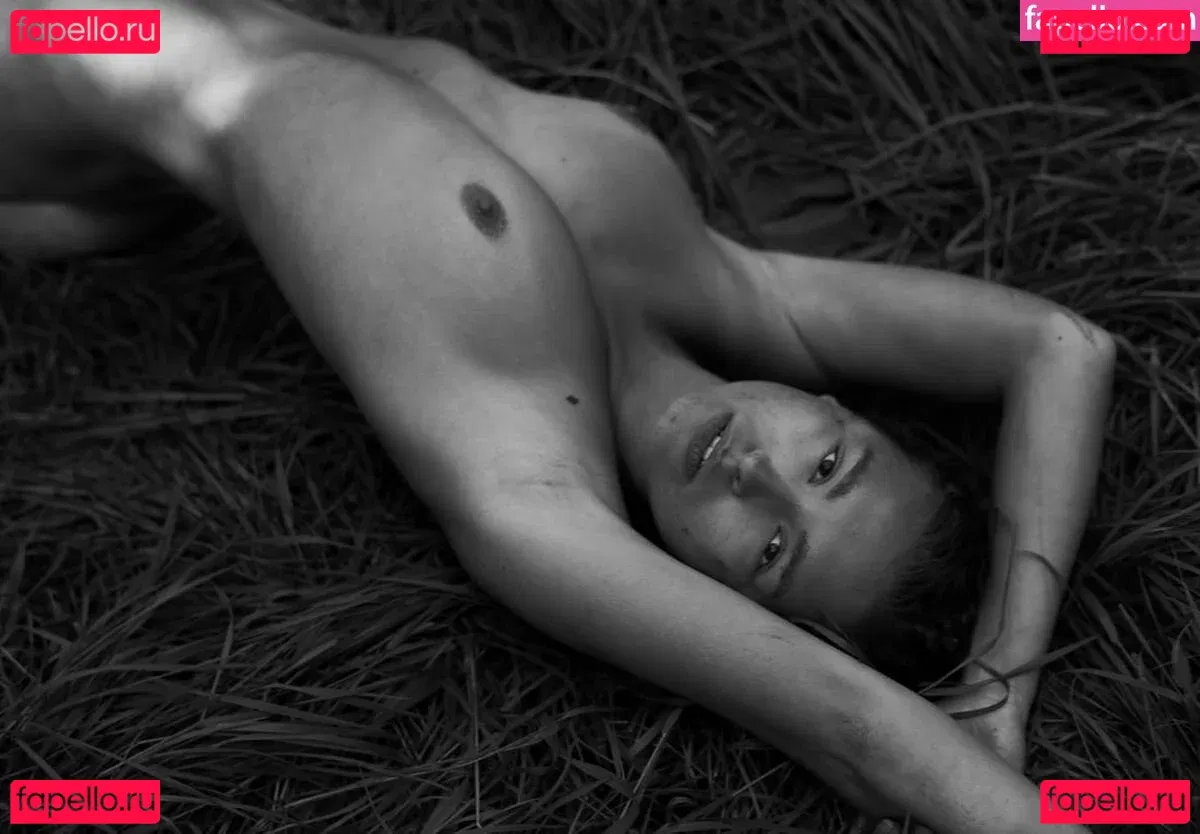 Marisa Papen Onlyfans Photo Gallery 