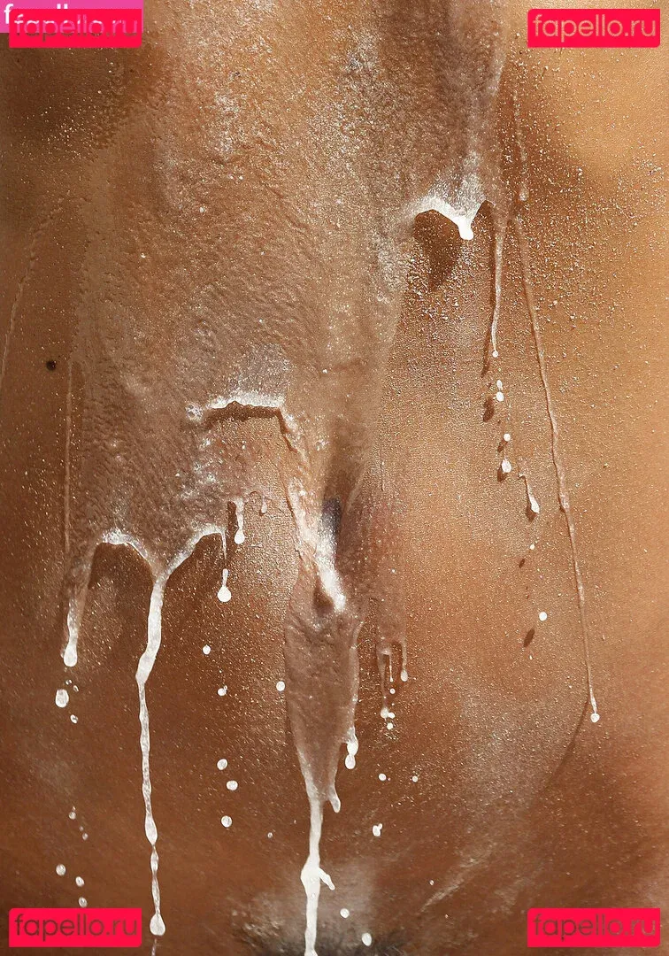 Marisa Papen Onlyfans Photo Gallery 