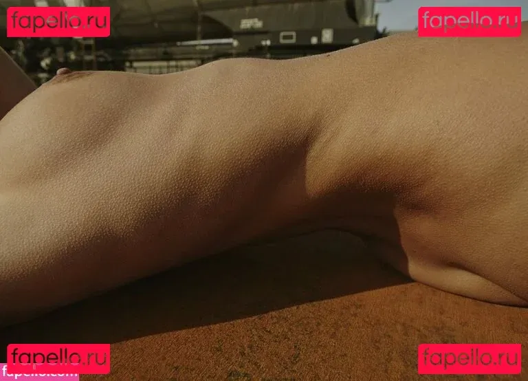 Marisa Papen Onlyfans Photo Gallery 