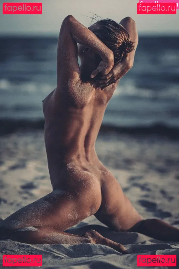 Marisa Papen Onlyfans Photo Gallery 