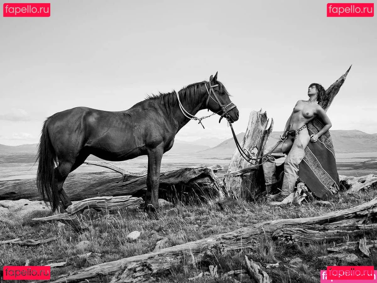 Marisa Papen Onlyfans Photo Gallery 