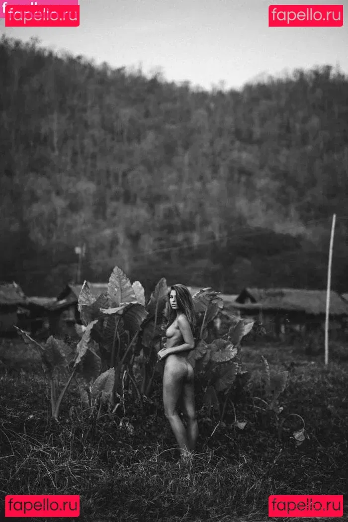 Marisa Papen Onlyfans Photo Gallery 