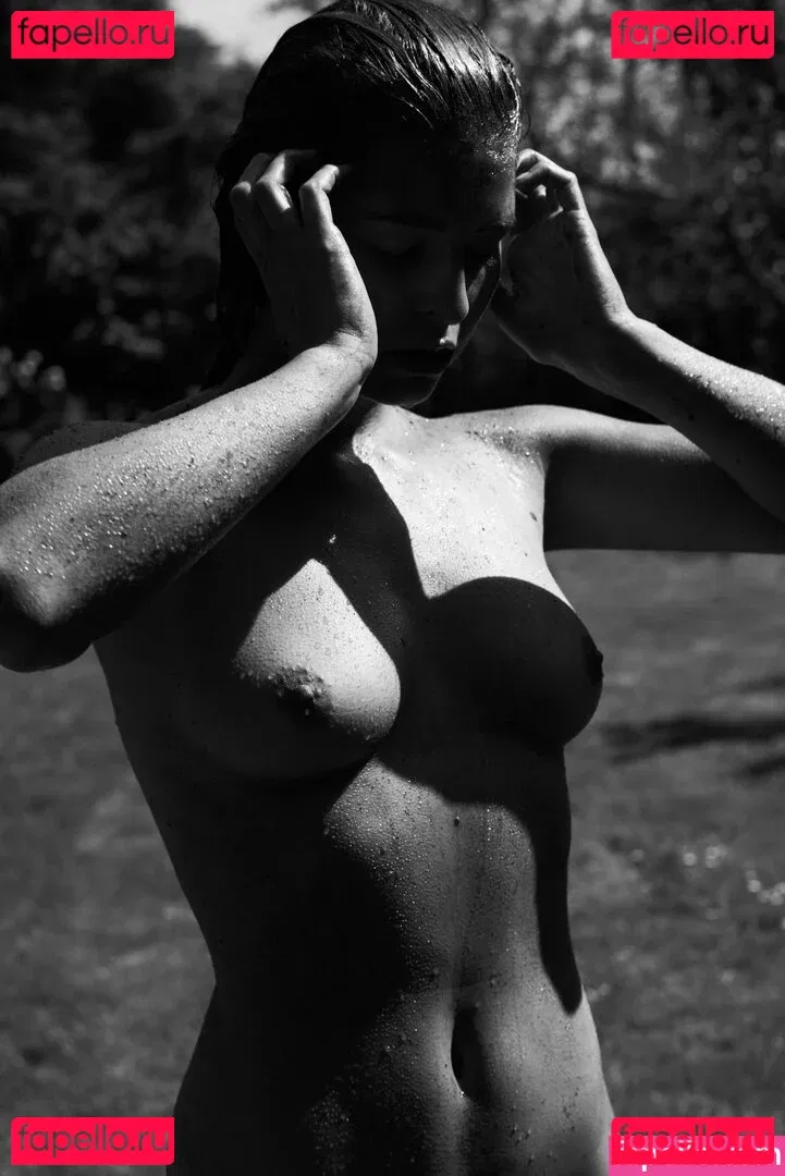 Marisa Papen Onlyfans Photo Gallery 